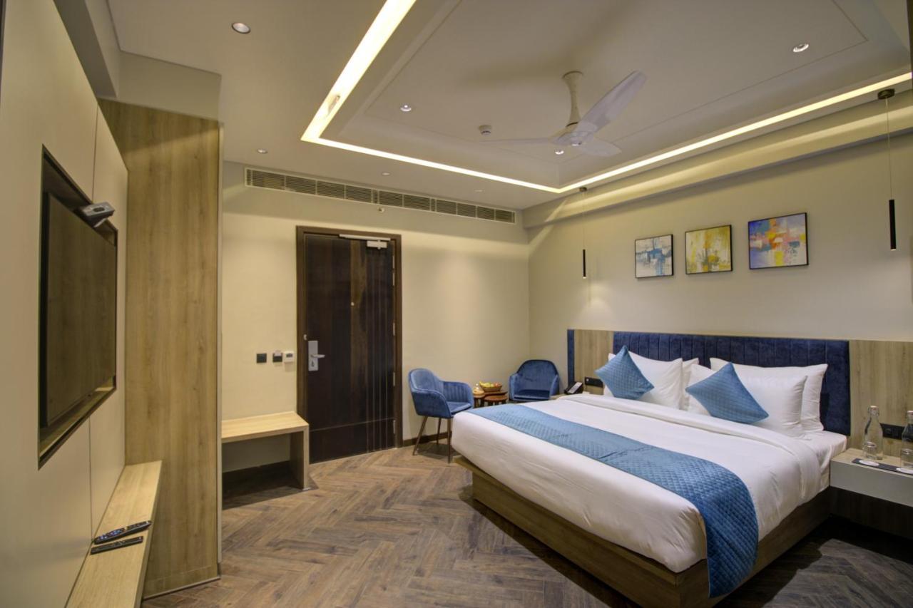 Cygnett Collection K K Hotel Faizābād Kültér fotó